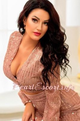 Play with sub escort Mimi in Beirut