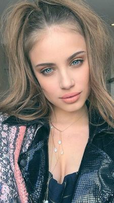 Book Rin on Beirut escort guide sexobeirut.com