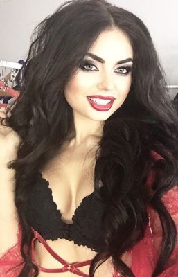 Michelle — photos and reviews about the prostitute