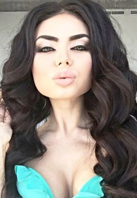 Sexy escort is waiting on sexobeirut.com