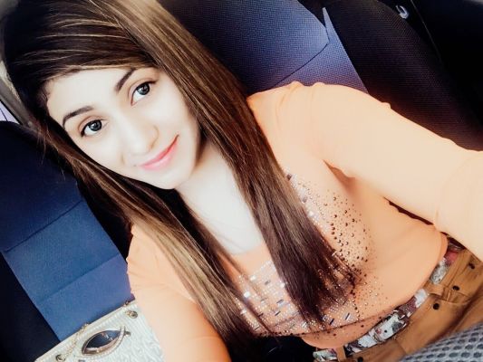 Latex woman Nieve for BDSM dating