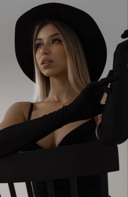 Top escort babe Peggy wants you tonight