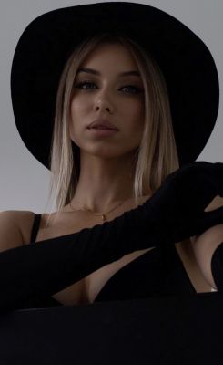 Exotic escort Peggy — your hooker for tonight