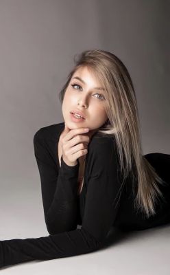 One of model escorts in Beirut is waiting for your call on sexobeirut.com