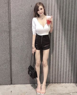 Lesbian female service from Pandora 24 7