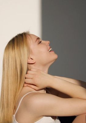  Lola offers sensual massage in Beirut, +961789875092