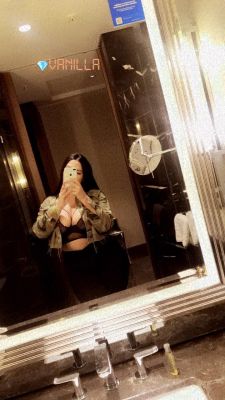 Beirut fetish escort Laverne for golden shower, sex with toys