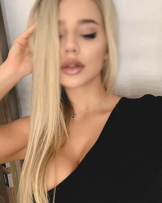 independent Nadia (Beirut)