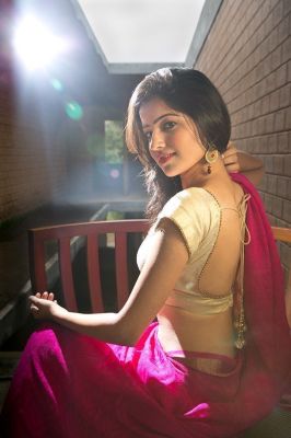 Cheap incall escort invites you to her place in lebanon