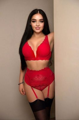 Submissive female loves BDSM, call +961817165880 