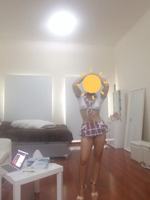 Sexy Beirut woman with tight ass, 53 kg; 160 cm