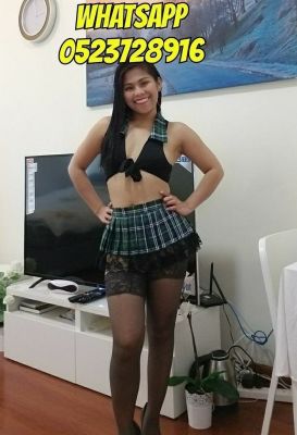 Lesbian call girl Kaara is waiting for ladies