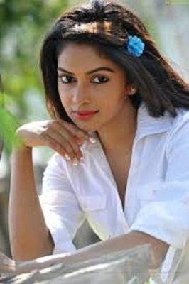 Beirut independent escort Quinta sucks for LBP 400