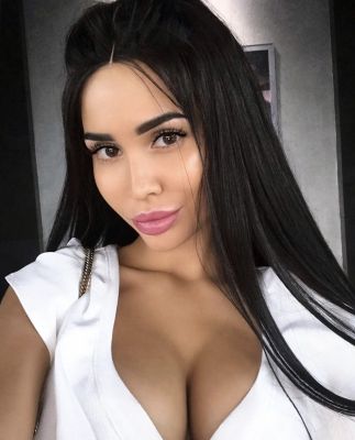 Beirut massage service offered by hooker Maya