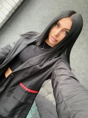 One of the sexiest babes of Beirut - Olga will be yours for LBP 200