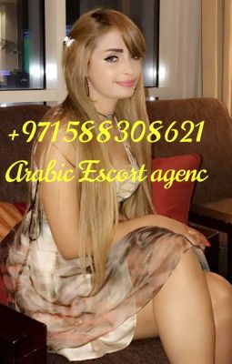 Airport escort Genna for quick sex