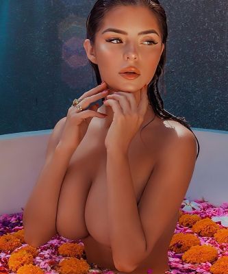 Russian escort in Beirut (LBP 400 an hour)