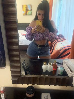 Book your lesbian date, tel. +961796266073