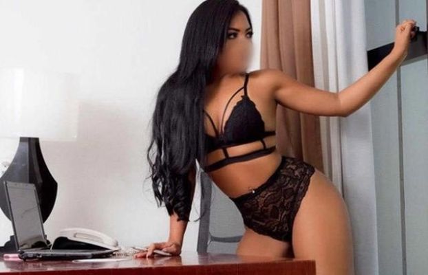Beautiful girl Estela from escort agency in lebanon