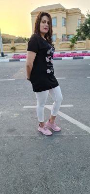 Escort Klaudie in Beirut for massage