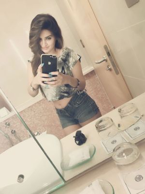 Beirut escort of asian origin Leonora, 28 y.o.