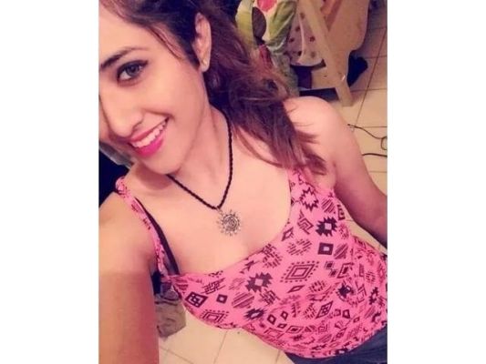 Beirut indian escort Katrina, weight 71 kg, 173 cm tall