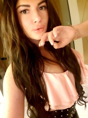 Escort Bella in Beirut for massage