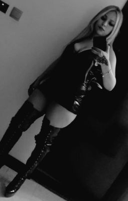 One of the hottest babes and escorts on sexobeirut.com - Della, 31 years old