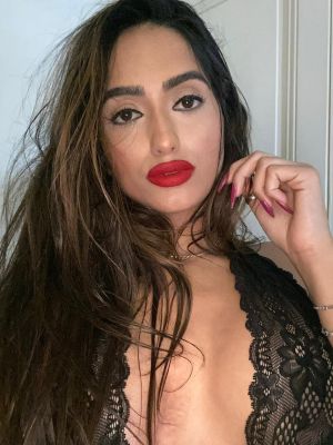 Elegant Beirut vip escort Melanie (LBP 200 per hour)