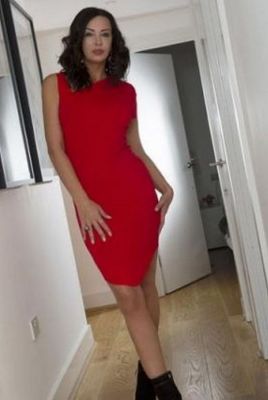Kate 23 provides massage services in lebanon from  600